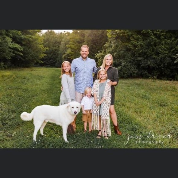 Meet your Posher, Danielle - Picture 1 of 1